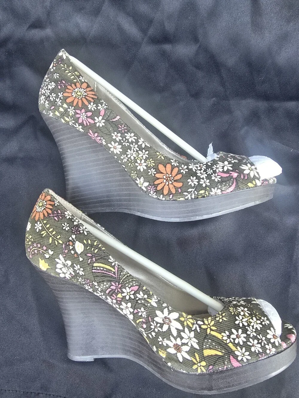Qupid Olive Green Floral Peep-Toe Wedges